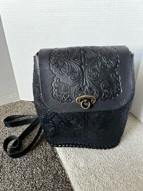 Arte Mestiza Beautiful Black Fully Adjustable Hand Tooled Leather Backpack